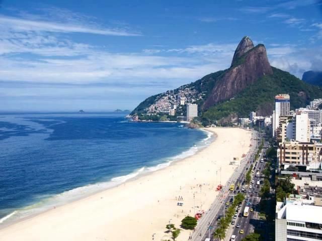 Фото 3896. Пляж Леблон в Рио-де-Жанейро