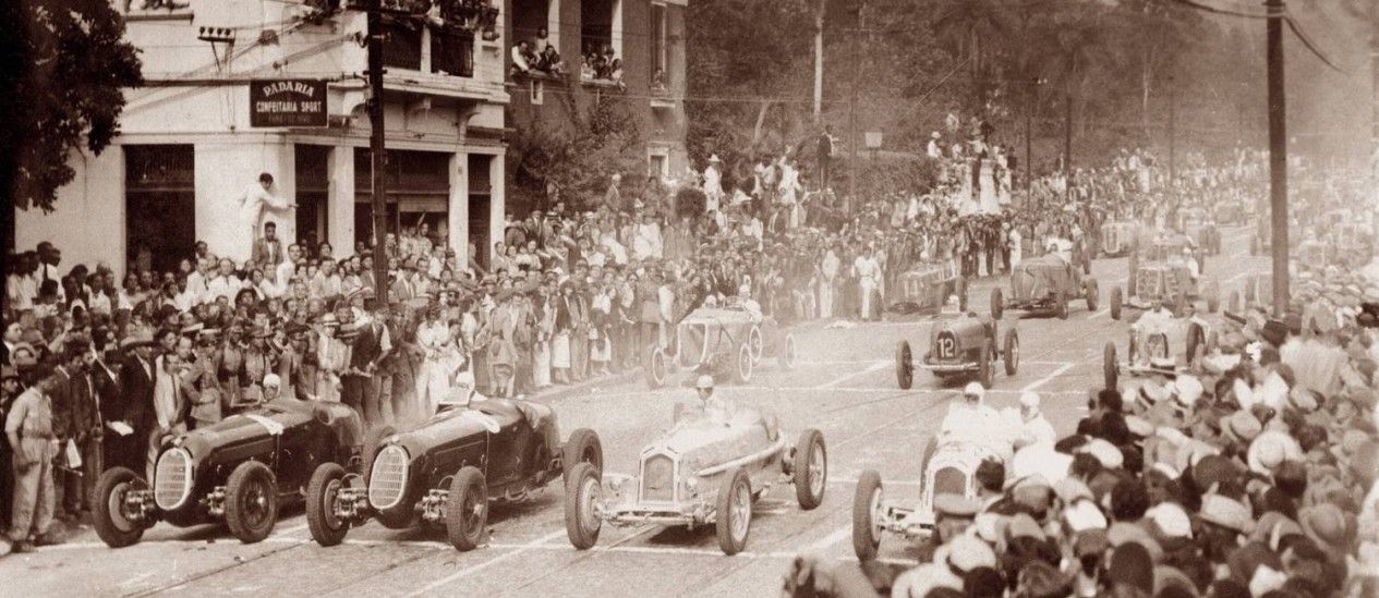 Фото 8855. Автогонки по дороге через будущую фавелу, 1930-е годы